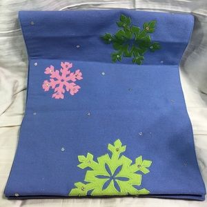 Snowflake motif table runner, raised embroidery with sequin embellishments,